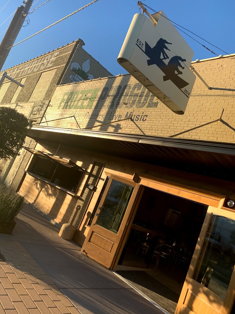 Frozen Pirogue 71111