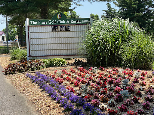 Golf Club «Pines Golf Club & Restaurant», reviews and photos, 1319 N Millborne Rd, Orrville, OH 44667, USA