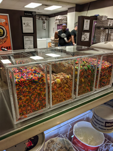 Cookie Shop «Insomnia Cookies», reviews and photos, 4314 Monarch Way, Norfolk, VA 23508, USA