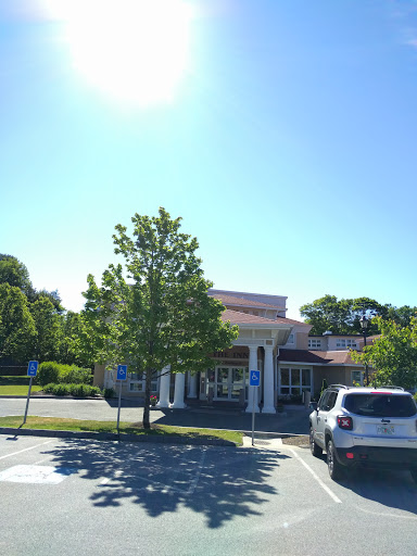 Hotel «Wylie Inn and Conference Center», reviews and photos, 295 Hale St, Beverly, MA 01915, USA