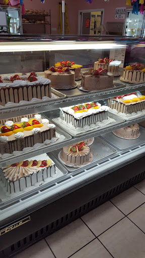 Supermarket «El Ahorro Supermarket», reviews and photos, 225 S Main St, Conroe, TX 77301, USA