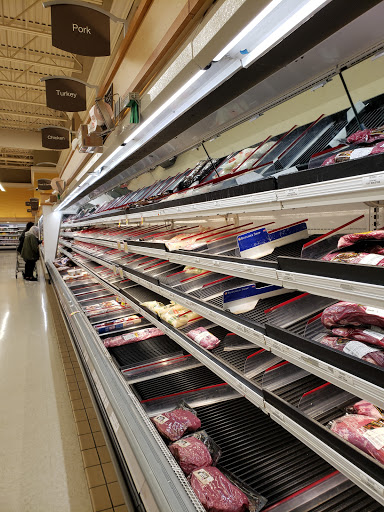 Grocery Store «Giant Food Stores», reviews and photos, 2104 Van Reed Rd, West Lawn, PA 19609, USA