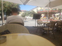 Atmosphère du Restaurant Le Garibaldi à Nice - n°10