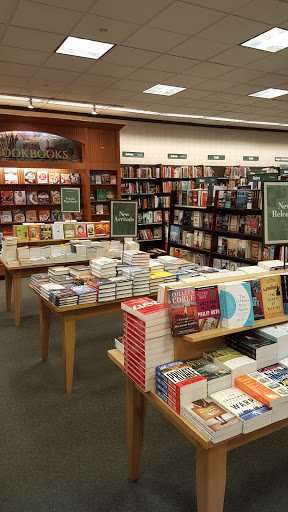 Book Store «Barnes & Noble», reviews and photos, 2614 Central Park Ave, Yonkers, NY 10710, USA