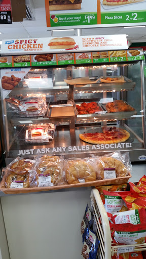 Convenience Store «7-Eleven», reviews and photos, 2014 Delmar Dr, Folcroft, PA 19032, USA