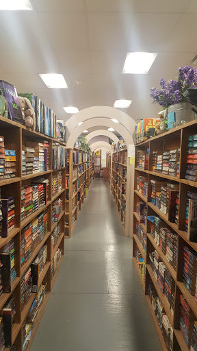 Used Book Store «Books & Crannies», reviews and photos, 209 W Moore Ave, Terrell, TX 75160, USA
