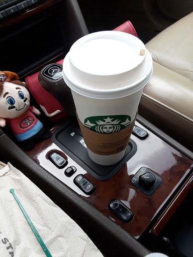 Coffee Shop «Starbucks», reviews and photos, 820 Woodside Rd, Redwood City, CA 94061, USA