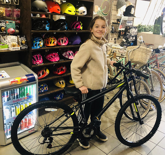 Reviews of A & S Cycles in London - Bicycle store