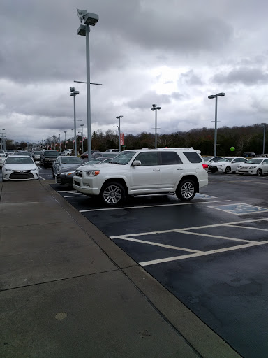 Toyota Dealer «Toyota Knoxville», reviews and photos, 10415 Parkside Dr, Knoxville, TN 37922, USA