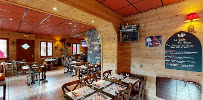 Atmosphère du Restaurant Le Centre à Saint-Sorlin-d'Arves - n°18