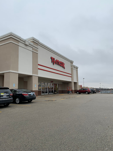 Department Store «T.J. Maxx», reviews and photos, 620 N Edwards Blvd, Lake Geneva, WI 53147, USA
