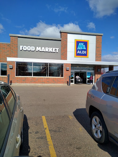 Supermarket «ALDI», reviews and photos, 2505 Hils Ct, Menomonie, WI 54751, USA