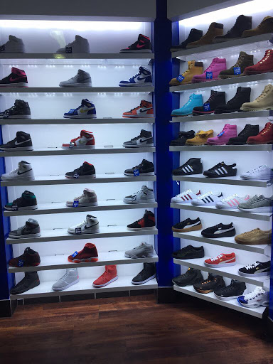 Shoe Store «Shiekh Shoes», reviews and photos, 4502 S Steele St #331a, Tacoma, WA 98409, USA