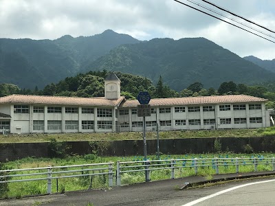 熊野市立 入鹿小学校