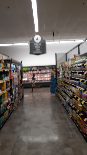 Grocery Store «Stop & Shop», reviews and photos, 498 Bushy Hill Rd, Simsbury, CT 06070, USA