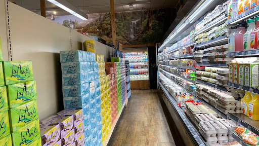 Grocery Store «Woodlands Market», reviews and photos, 735 College Ave, Kentfield, CA 94904, USA