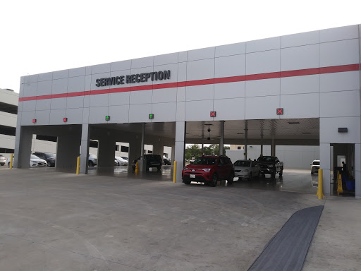 Toyota Dealer «Red McCombs Toyota», reviews and photos, 13526 Interstate 10 Frontage Rd, San Antonio, TX 78249, USA