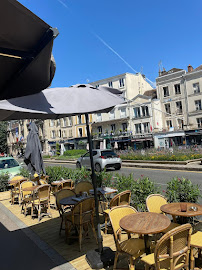 Atmosphère du Café Café Les Glaces à Fontainebleau - n°3
