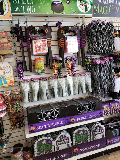 Dollar Store «Dollar Tree», reviews and photos, 7041 Brookfield Plaza, Springfield, VA 22150, USA