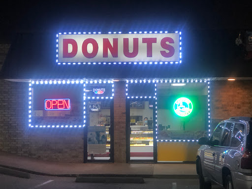 Donut Shop «J J Donut Shop», reviews and photos, 1618 State Hwy 161, Grand Prairie, TX 75050, USA