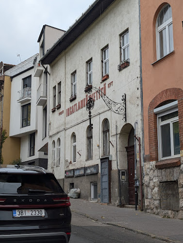 Opinii despre Profi Ingatlanközvetítő Kft în Budapest - Ingatlaniroda