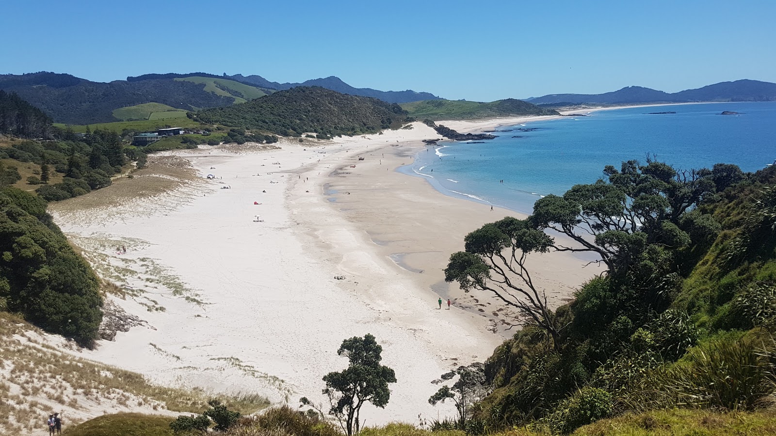 Φωτογραφία του Ocean Beach με φωτεινή άμμος επιφάνεια