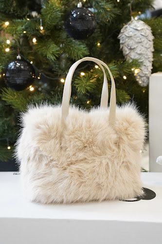 Szombathely, Fő tér 37, 9700