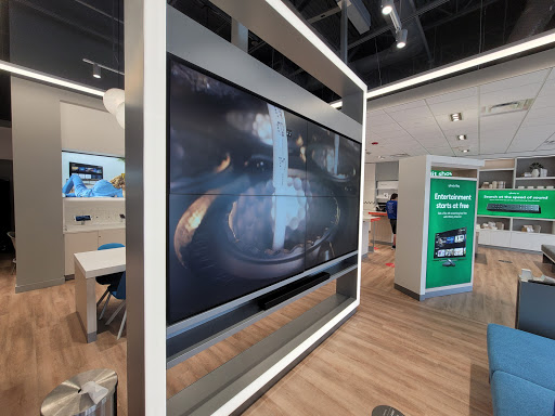 Xfinity Store by Comcast image 4