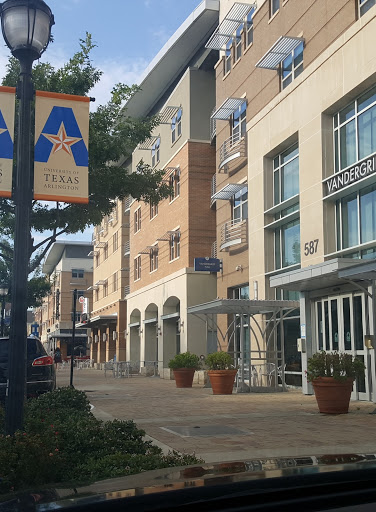 City Park «Vandergriff Hall at College Park», reviews and photos, 587 Spaniolo Dr, Arlington, TX 76010, USA
