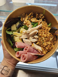 Photo n°9 de Bar a salades & couscous à Béziers ()