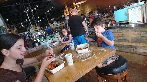 Market «Living Green Fresh Market», reviews and photos, 1305 E Commercial Blvd, Oakland Park, FL 33334, USA