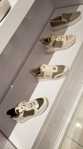 Fashion Accessories Store «Michael Kors», reviews and photos, 27 N Michigan Ave, Atlantic City, NJ 08401, USA