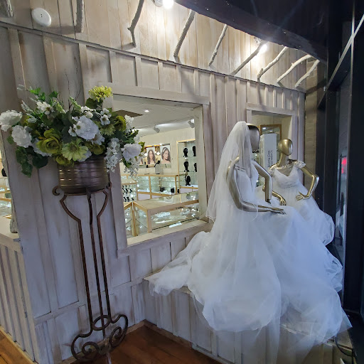 Bridal Shop «Sposa Bella Bridal Boutique», reviews and photos, 1578 Babcock Rd, San Antonio, TX 78229, USA