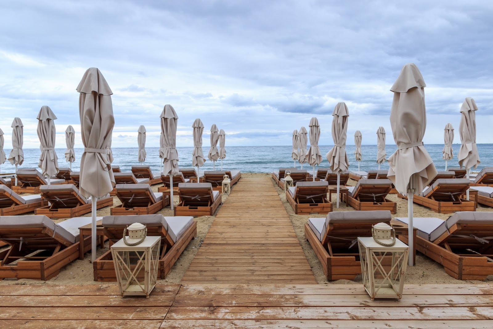 Zdjęcie Plaża nad rzeką Epanomis - popularne miejsce wśród znawców relaksu