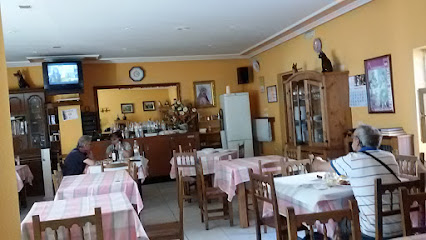 Restaurante Hospedaje El Industrial - C. Ramón y Cajal, 12, 24750 La Bañeza, León, Spain