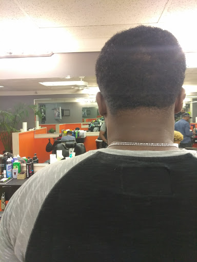 Barber Shop «Big Apple Style Barbershop», reviews and photos, 105 S Federal Hwy, Dania Beach, FL 33004, USA