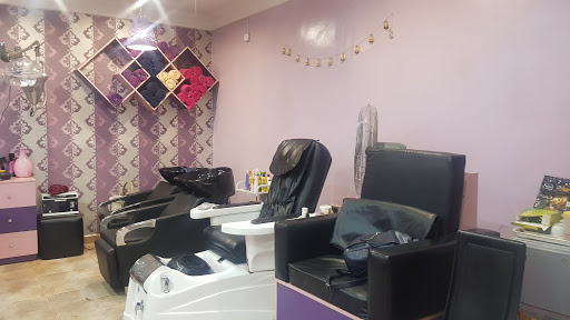 HMB SALON, MAKEUP & SPA, 11 Lafia Road, City Centre, Kaduna, Nigeria, Courier Service, state Kaduna