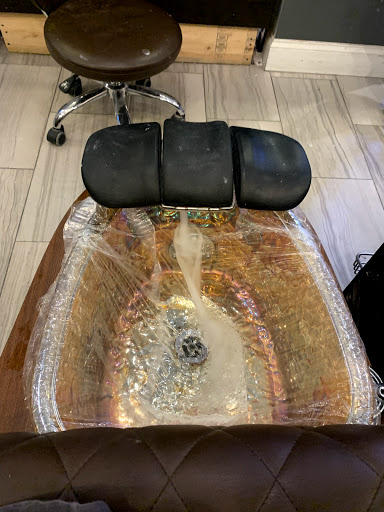 Nail Salon «Trendy Nails & Spa», reviews and photos, 8661 Colesville Rd, Silver Spring, MD 20910, USA