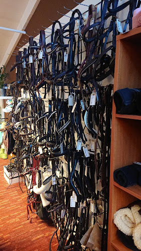 Åbningstider for Hesteriet secondhand