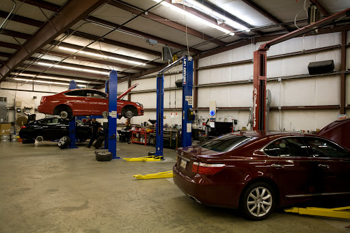 Car Dealer «Rainbow Luxury Imports.», reviews and photos, 1801 N Hwy 190, Covington, LA 70433, USA