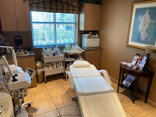 Beauty Salon «Tanas Hair Designs and Day Spa», reviews and photos, 105 Baines Ct, Cary, NC 27511, USA