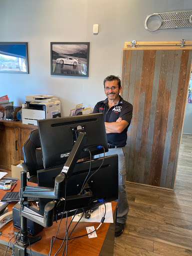 Auto Repair Shop «Goose Automotive, LLC», reviews and photos, 1422 N Colorado St, San Antonio, TX 78207, USA