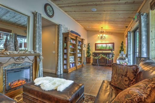 Altitudes Massage & Spa image