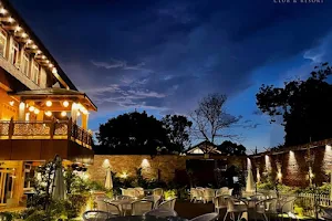 Yashmay Villa Club & Resort image