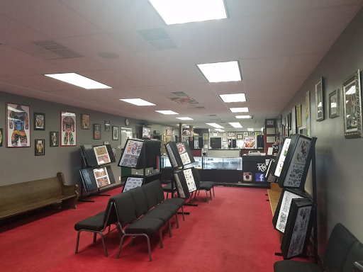 Tattoo Shop «Red Octopus Tattoos & Body Piercings», reviews and photos, 7465 Annapolis Rd, Hyattsville, MD 20784, USA