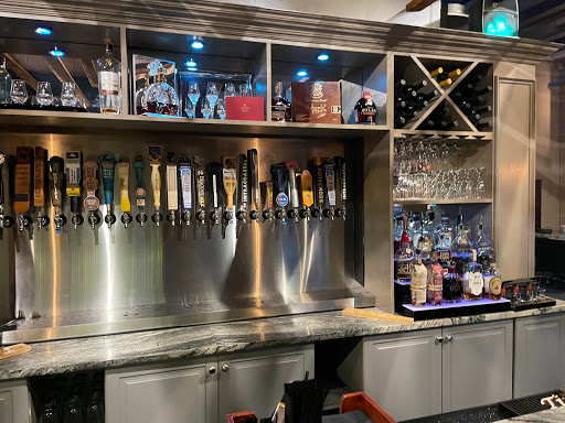 Cigar Shop «Executive Cigar Shop & Lounge», reviews and photos, 837 E New Haven Ave, Melbourne, FL 32901, USA