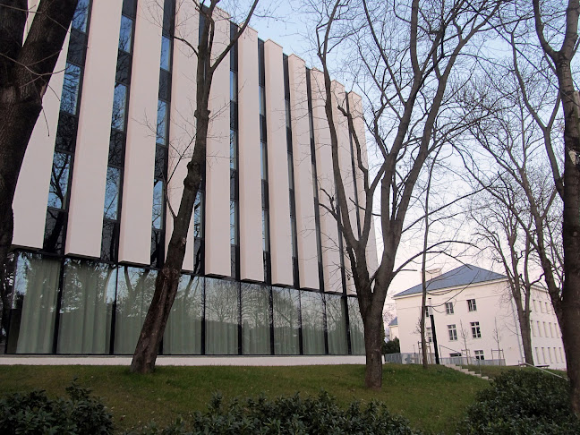 Moholy-Nagy Művészeti Egyetem (2) - Budapest