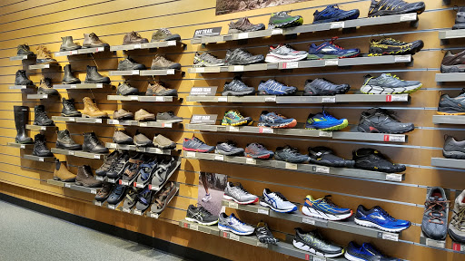 Camping Store «REI», reviews and photos, 4291 The Cir At N Hills St, Raleigh, NC 27609, USA