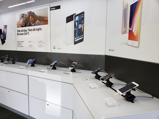 Cell Phone Store «Verizon Authorized Retailer, TCC», reviews and photos, 4975 US-78 Suite 100, Lilburn, GA 30047, USA