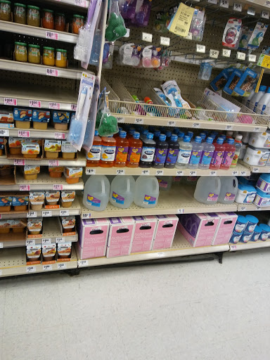 Grocery Store «H-E-B Grocery», reviews and photos, 207 E South St, Alvin, TX 77511, USA